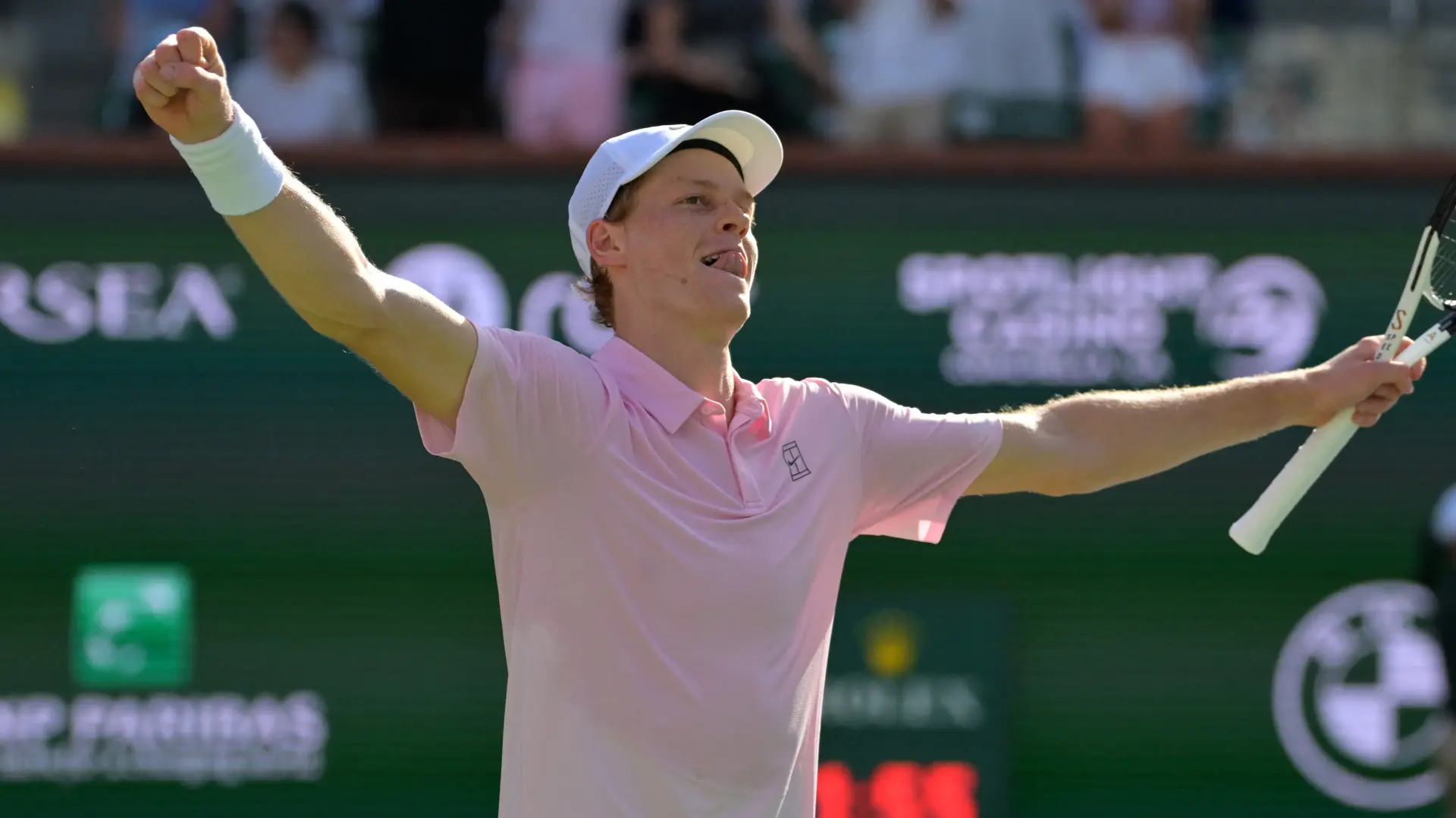 Janik Siner Indijan Vels (2)-69b7afb25e711.webp