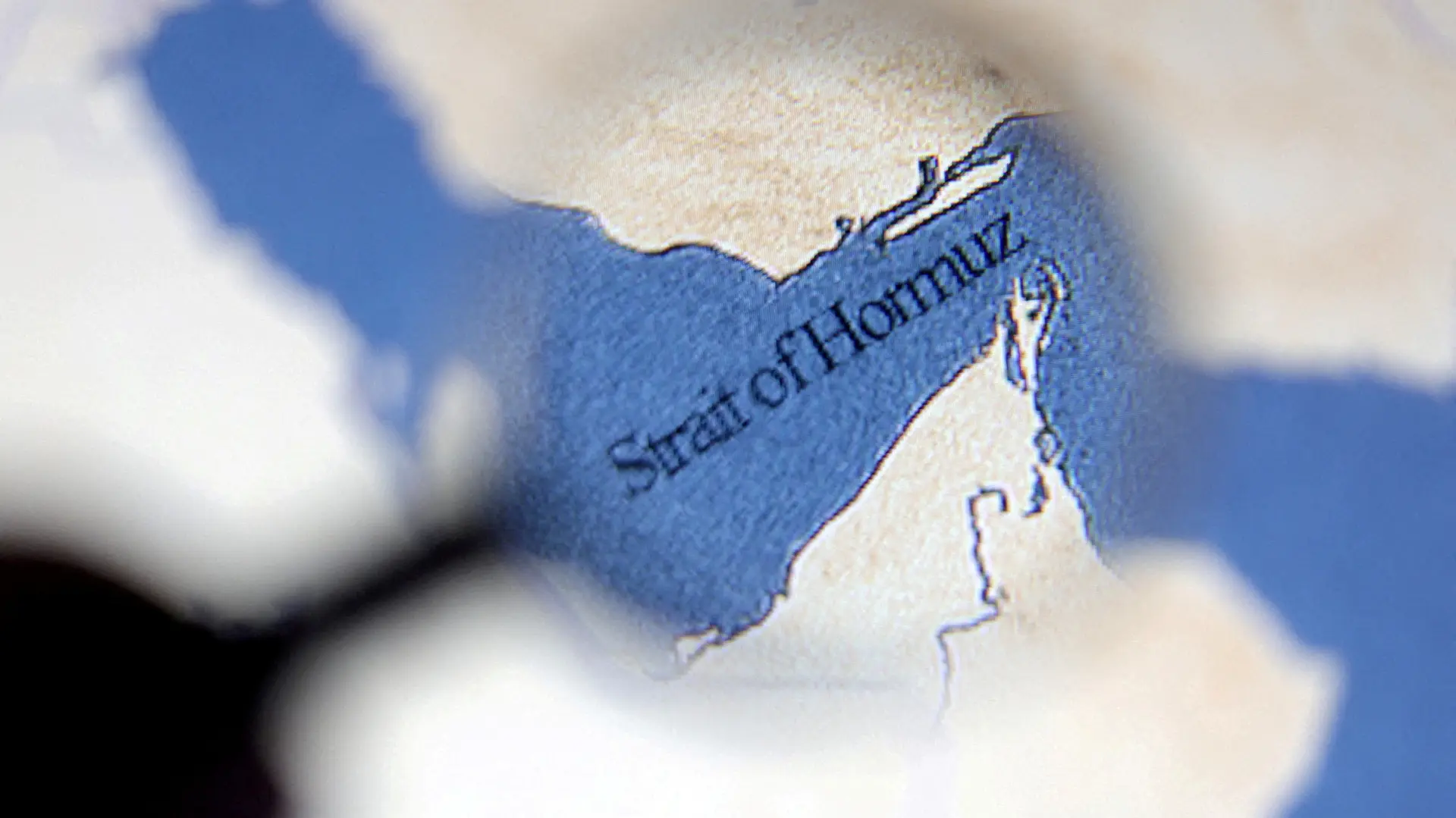 Ormuski moreuz Iran REUTERS Dado RuvicIllustration-69c29799ae983.webp