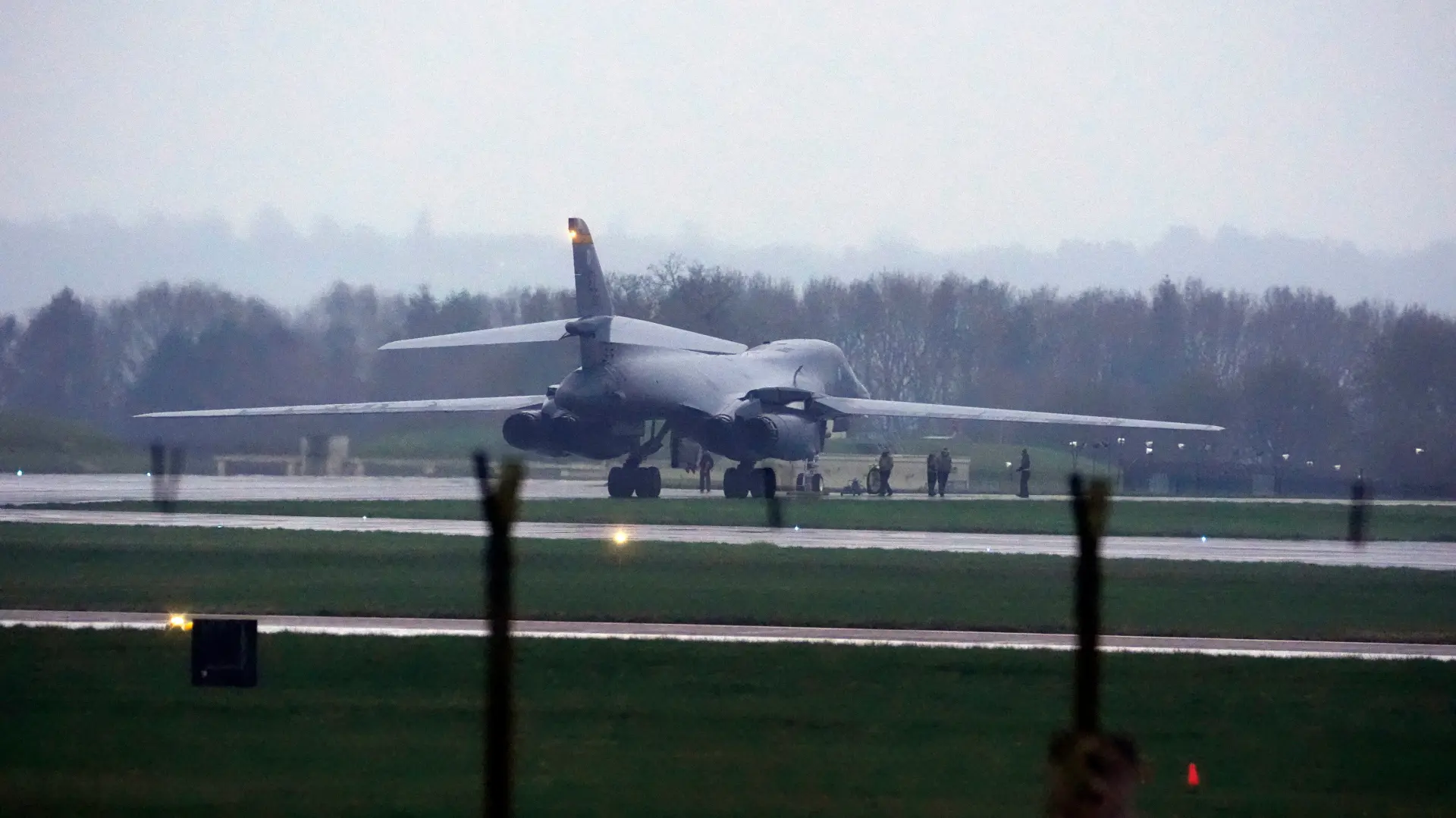 Tan2026-03-0619561895_0 b 1 lanser vojni avion sad britanska baza Andrew MatthewsPA via AP-69ac73865685f.webp