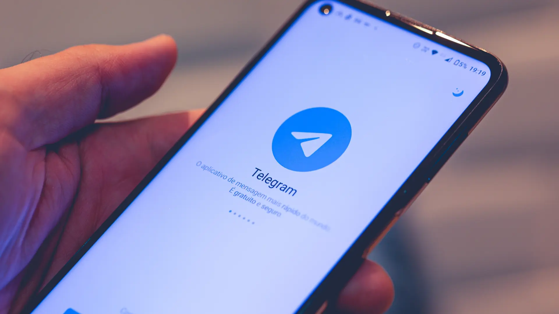 Telegram aplikacije Shutterstock-69baf6958306a.webp