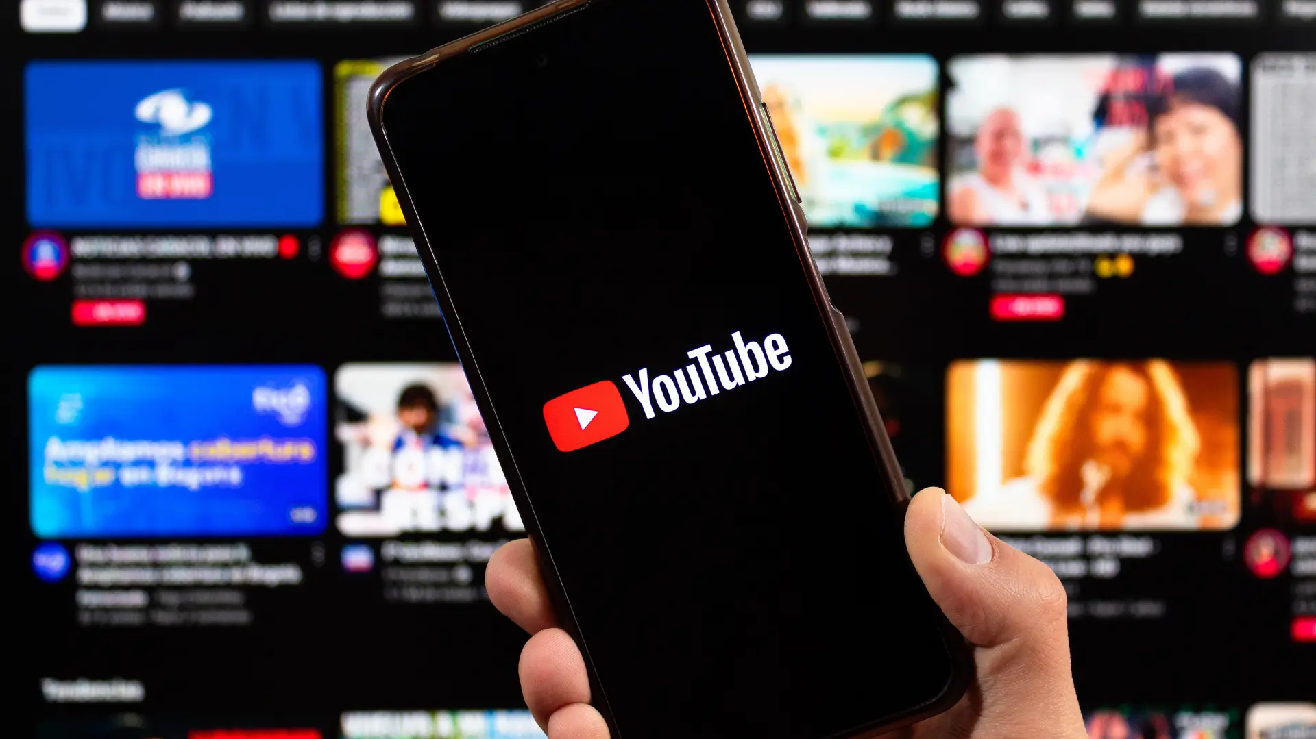 You tube aplikacija Shtterstock-69c7d899cbc90.webp