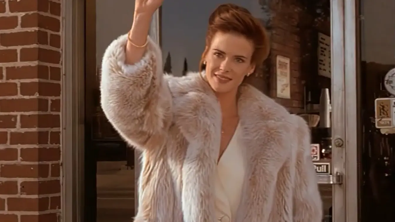 Youtube printscreen, FurGlamor enabel šofild-69a8220a885b3.webp