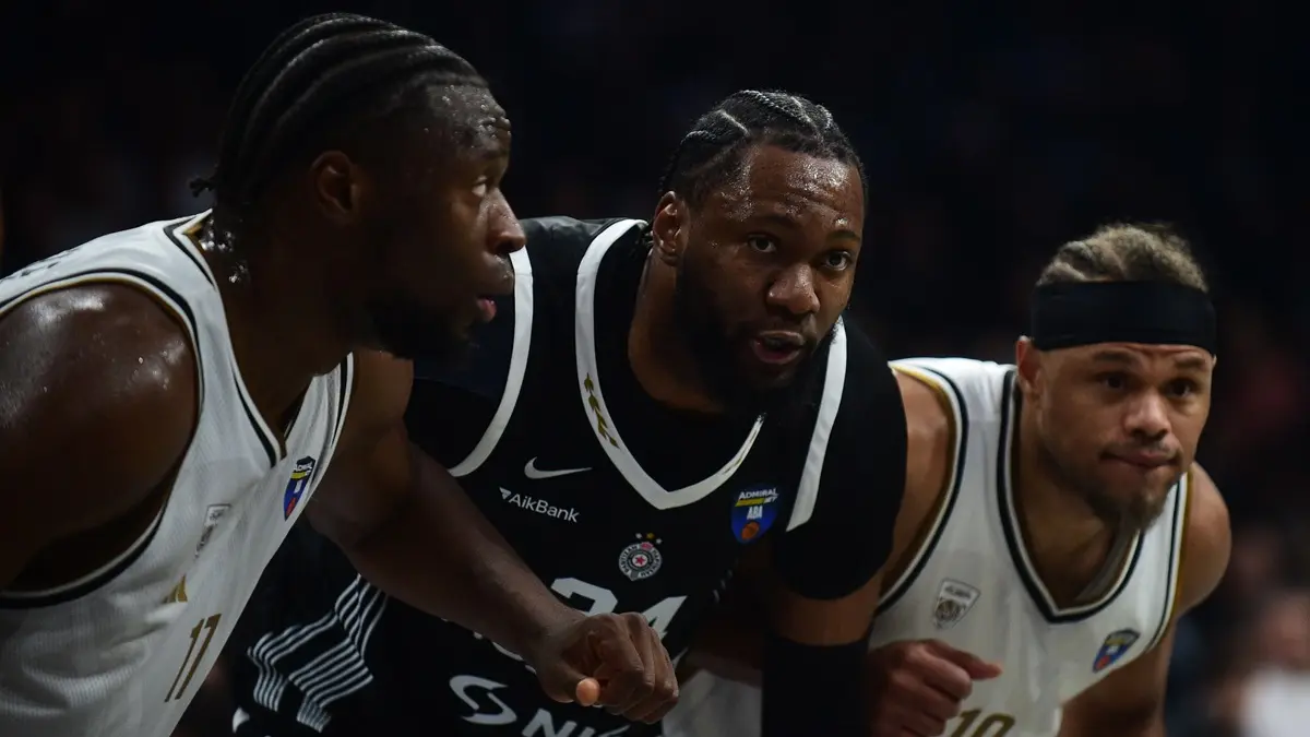 bruno fernando Dusan MilenkovicATAImages-69a5b5fd51ee4.webp