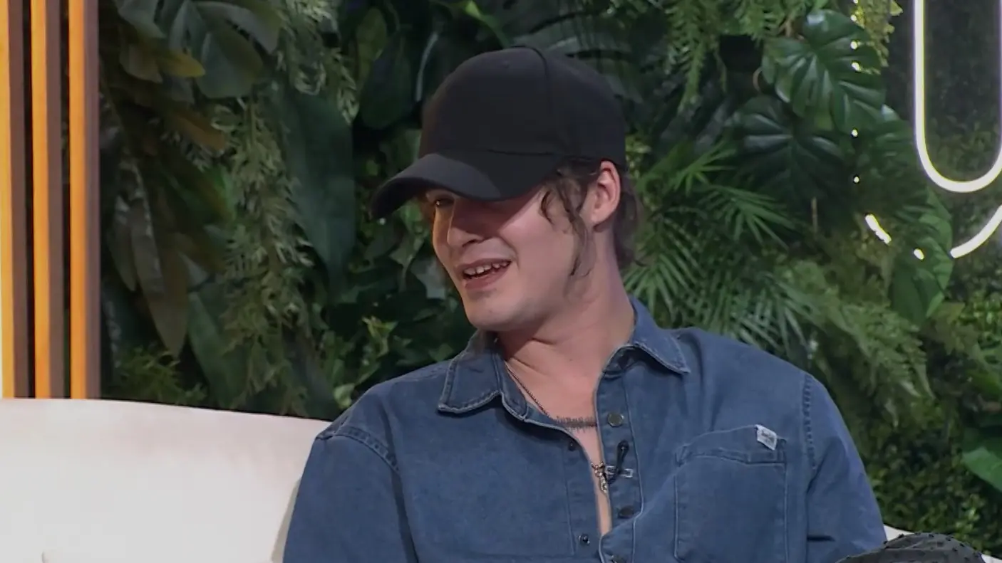 dzordzi una -69aab353ac14d.webp