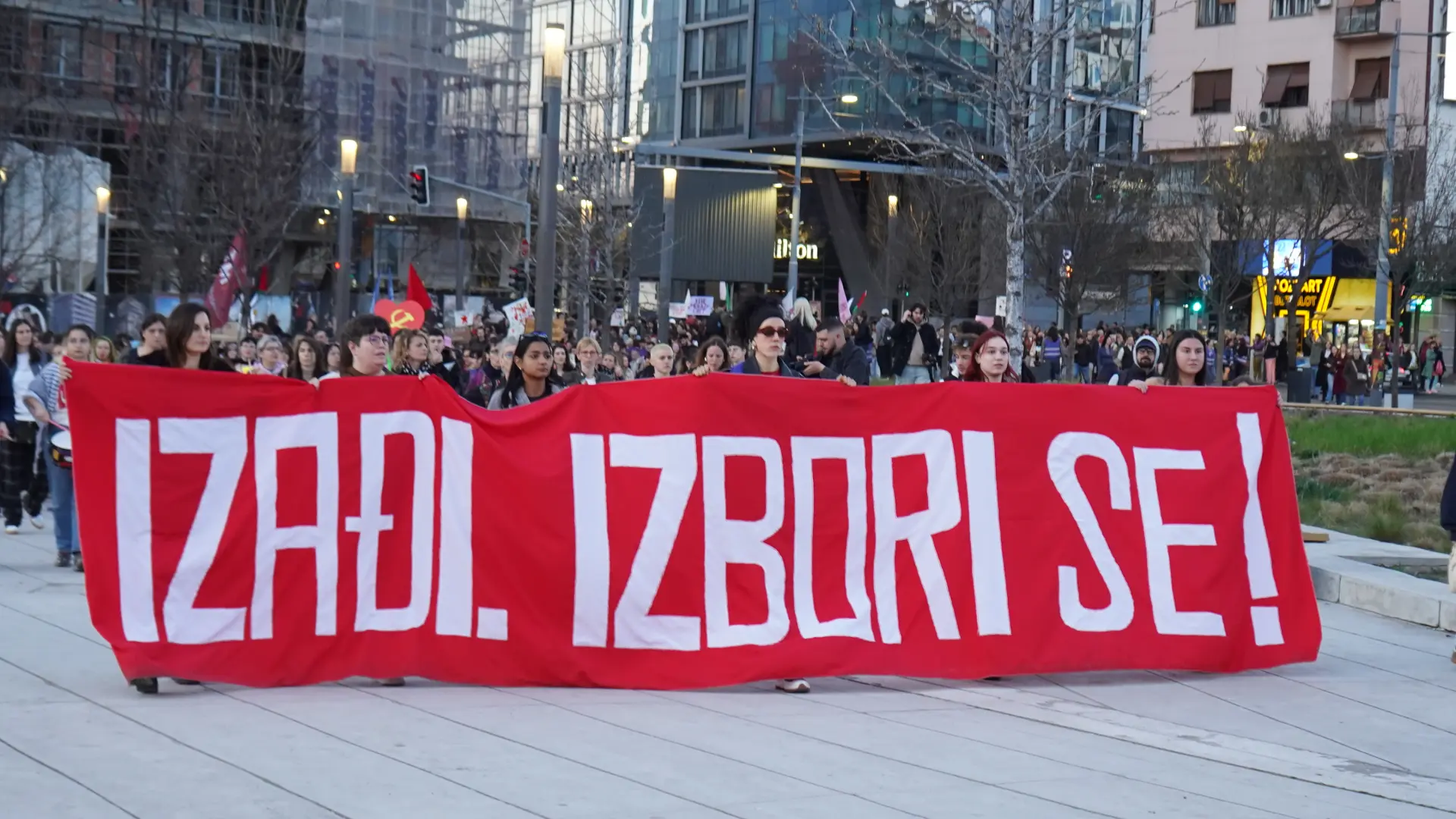 osmomartovski_mars protest dan zena beograd Jovana KulasevicATAImages-69adca58dcd74.webp