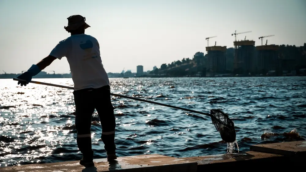 pecaroš, riba, voda, mreža za pecanje, mreža za ribe-69b027454a44f.webp