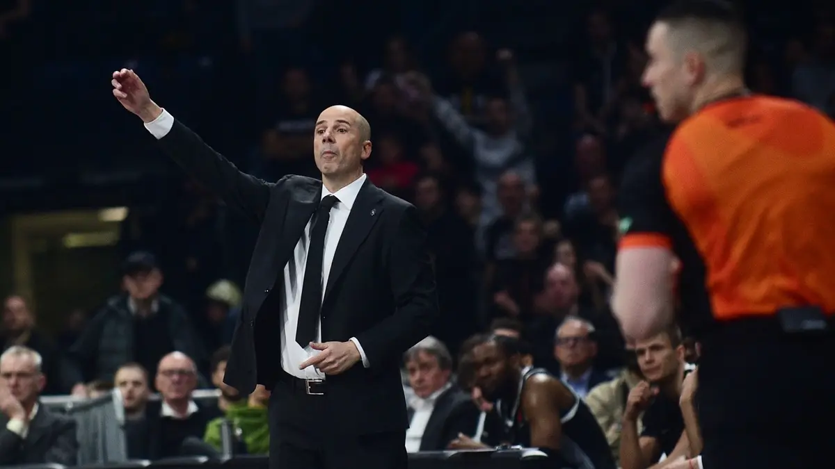 penjaroja Dusan MilenkovicATAImages-69ba9cfc6a98d.webp