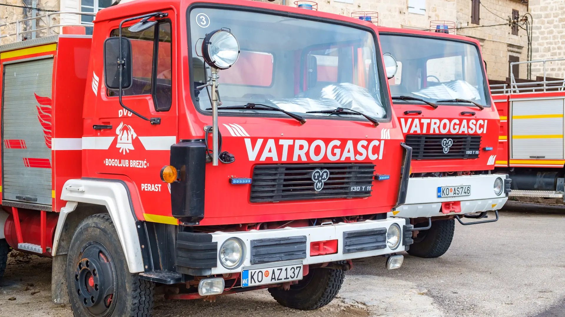 shutterstock, vatrogasci crna gora-69bbd0f6b696a.webp