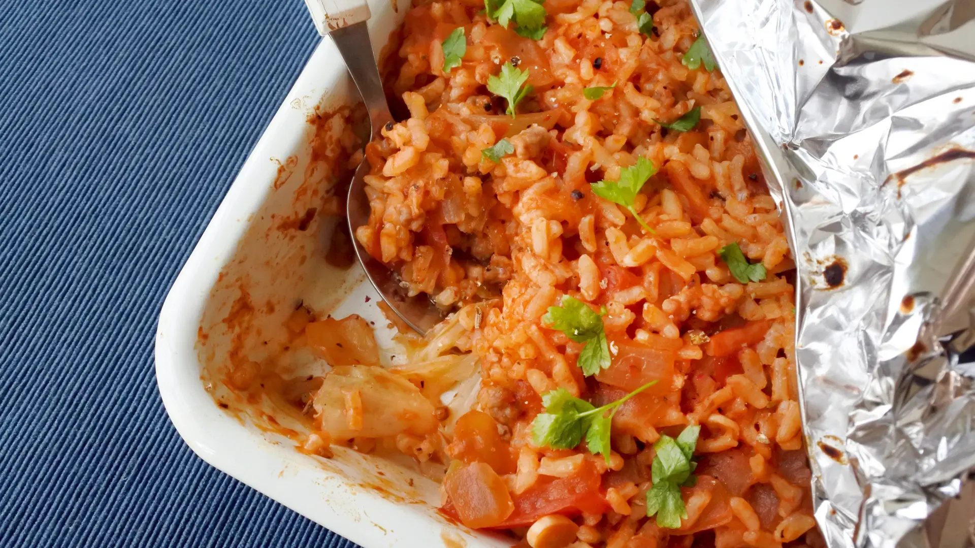 shutterstock_2390005247 đuveč rižoto-69b57d7f78c85.webp