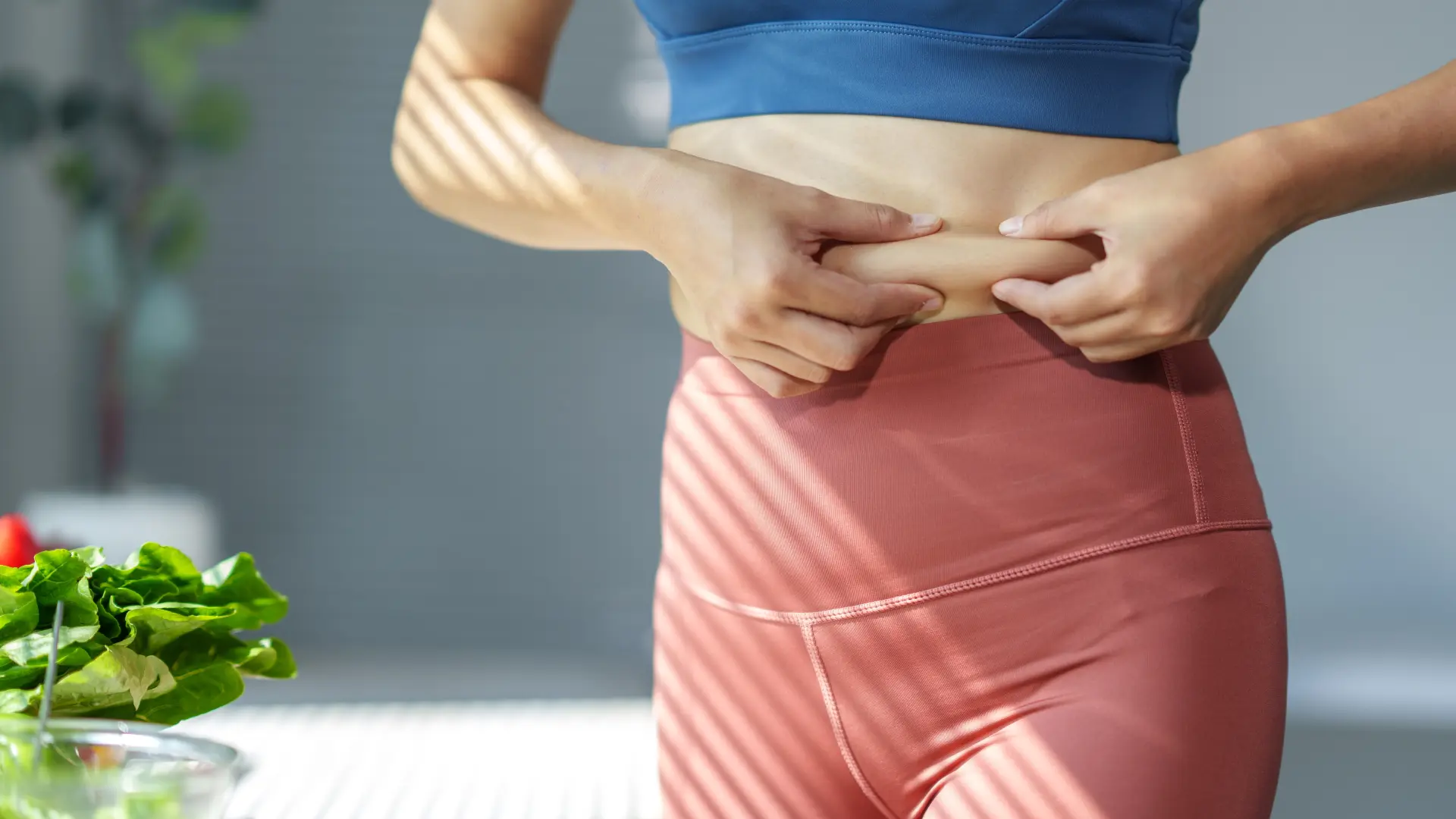 shutterstock_2594614323 mršavljenje gojenje salo na stomaku salata dijeta-69bd2dcea7e2c.webp