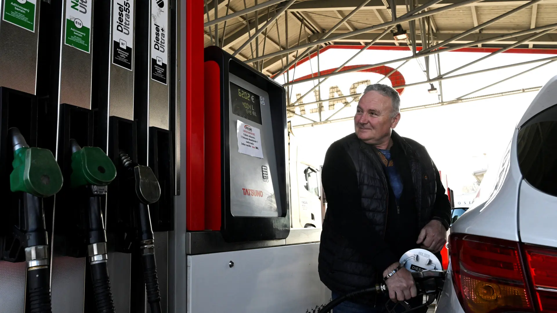 slovačka benzinska pumpa REUTERSRadovan Stoklasa-69c53df9814c2.webp