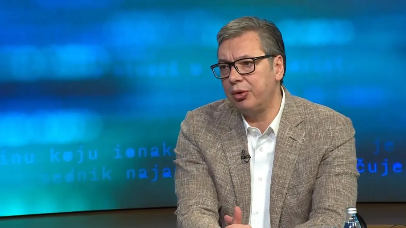 vucic aleksandar una tv -69a43a37b425f.webp
