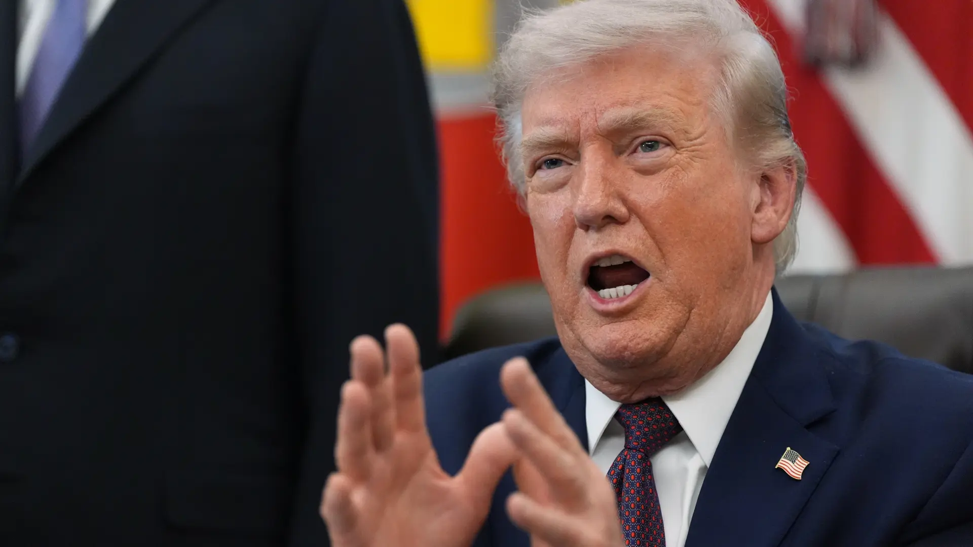 AP, Donald Tramp (13)-69cd1df09be4e.webp