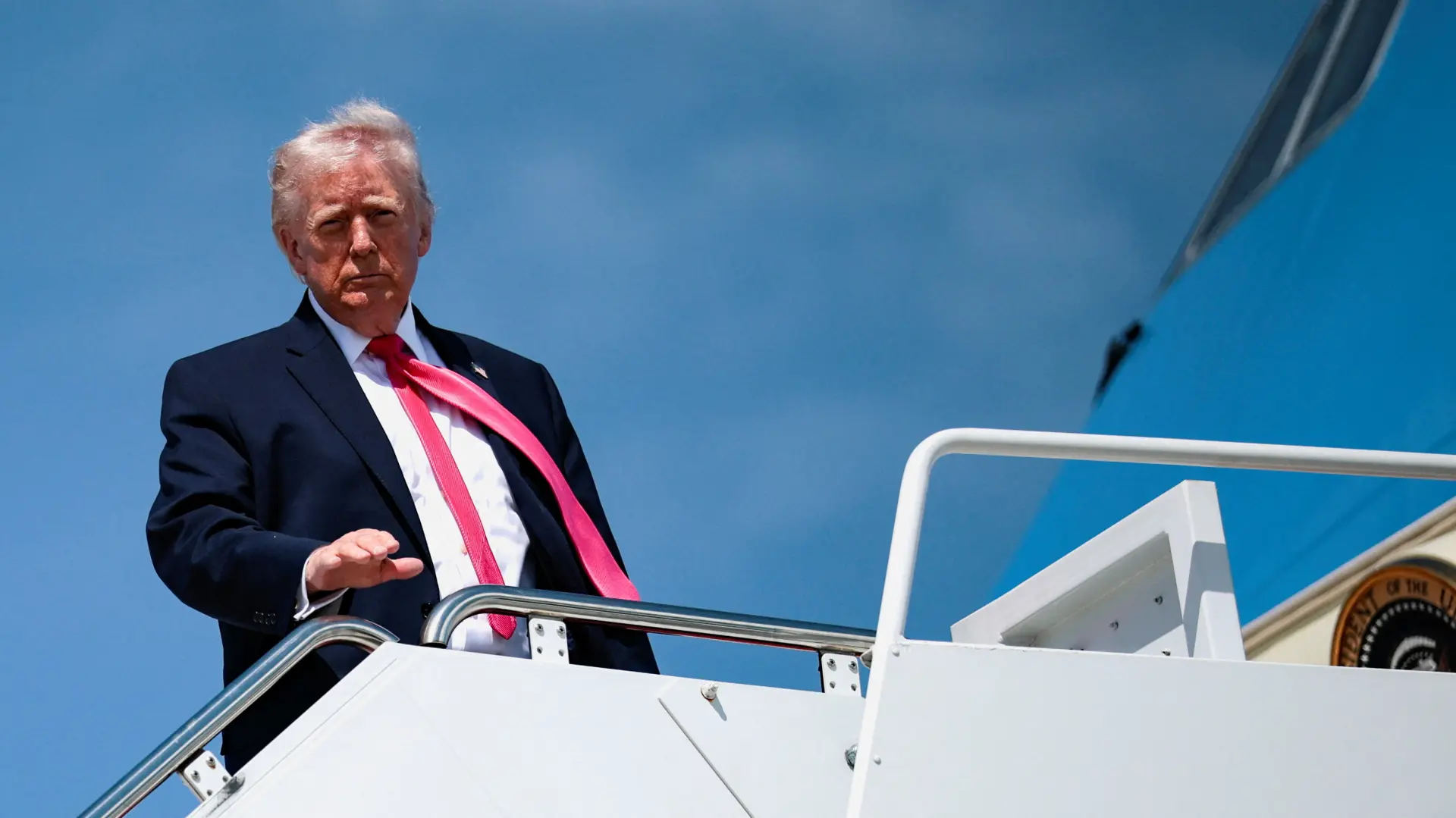 Donald Tramp REUTERS Evan Vucci-69e1cd85cc866.webp