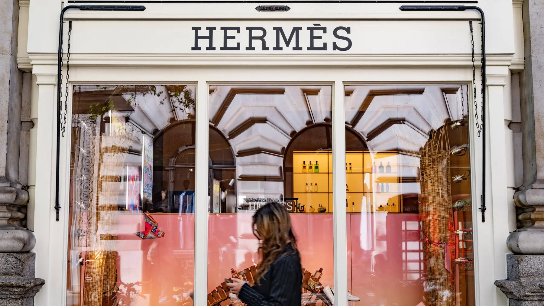 Hermes prodavnica Erme London luksuz torbe tašne profimedia-1090785332-69df94a7b4e07.webp