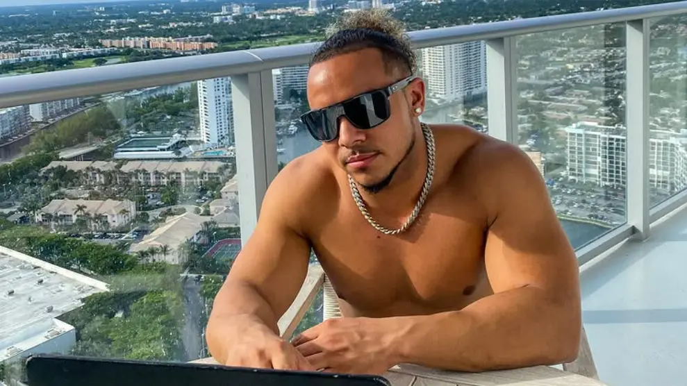 Instagram printscreen, cashcartier kaleb mikens-69d682474b69f.webp