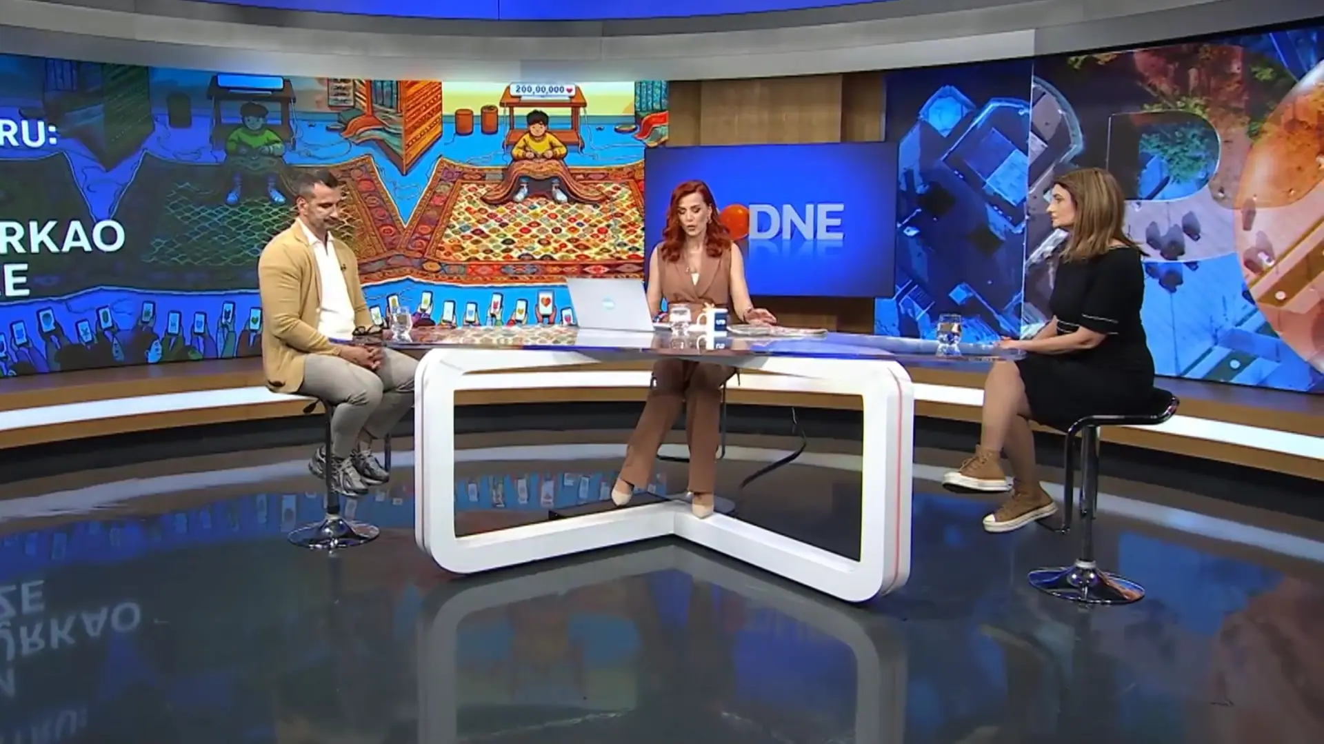 Podne novinar Milan Nikolić i psihološkinja Ana Mirković UNA TV (2)-69f10aaf4db75.webp