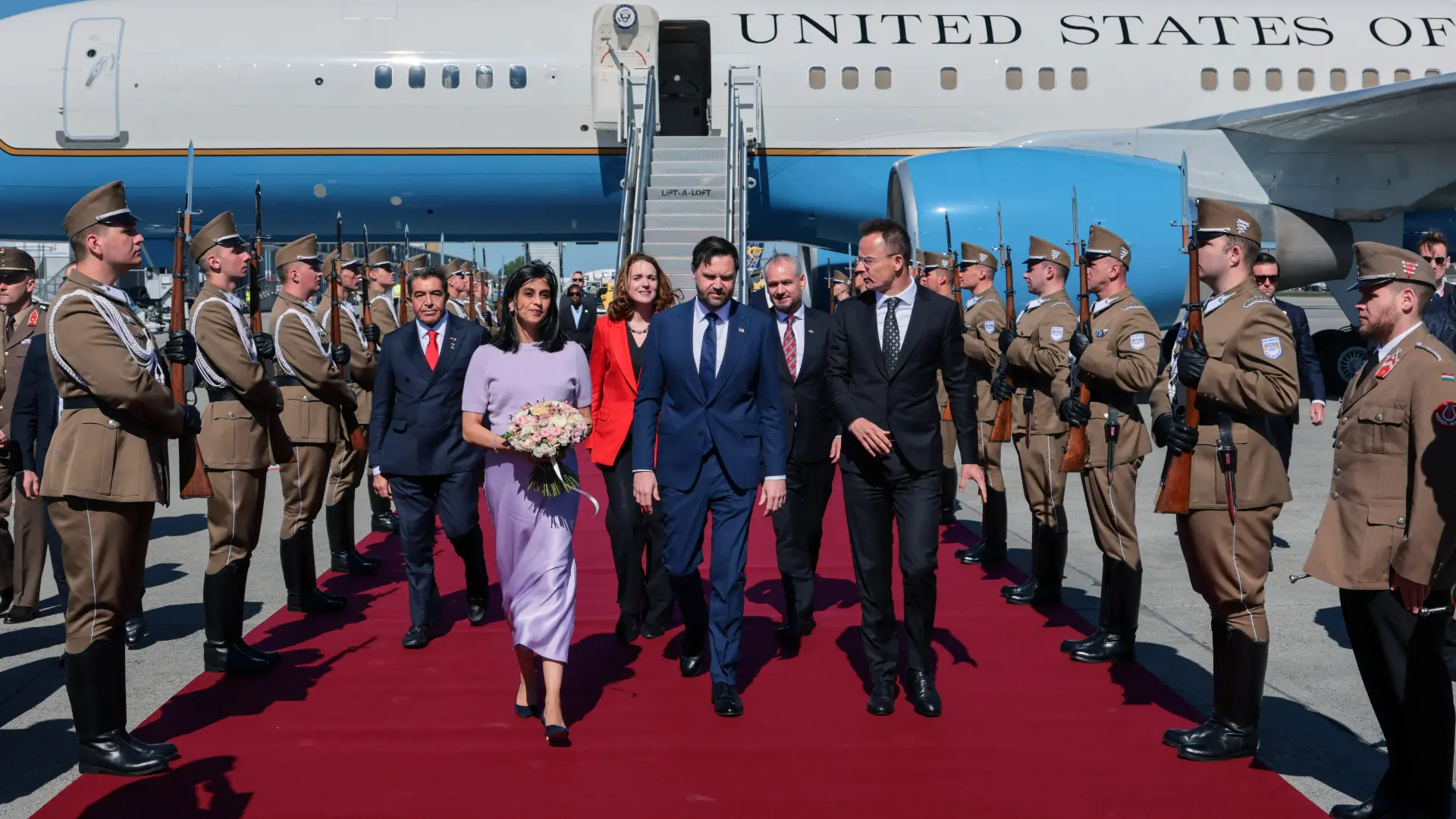 REUTERS, Džej Di Vens-69d4caf0efa3e.webp