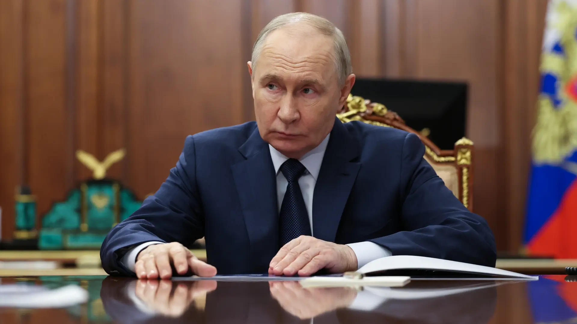 Vladimir Putin Tanjug Alexander Kazakov Sputnik, Kremlin Pool Photo via AP-69df985e745b1.webp