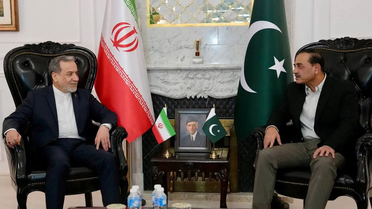 abas arakči i asim munir Seyed Abbas Araghchi via TelegramHandout via REUTERS-69ecaa96df3a7.webp