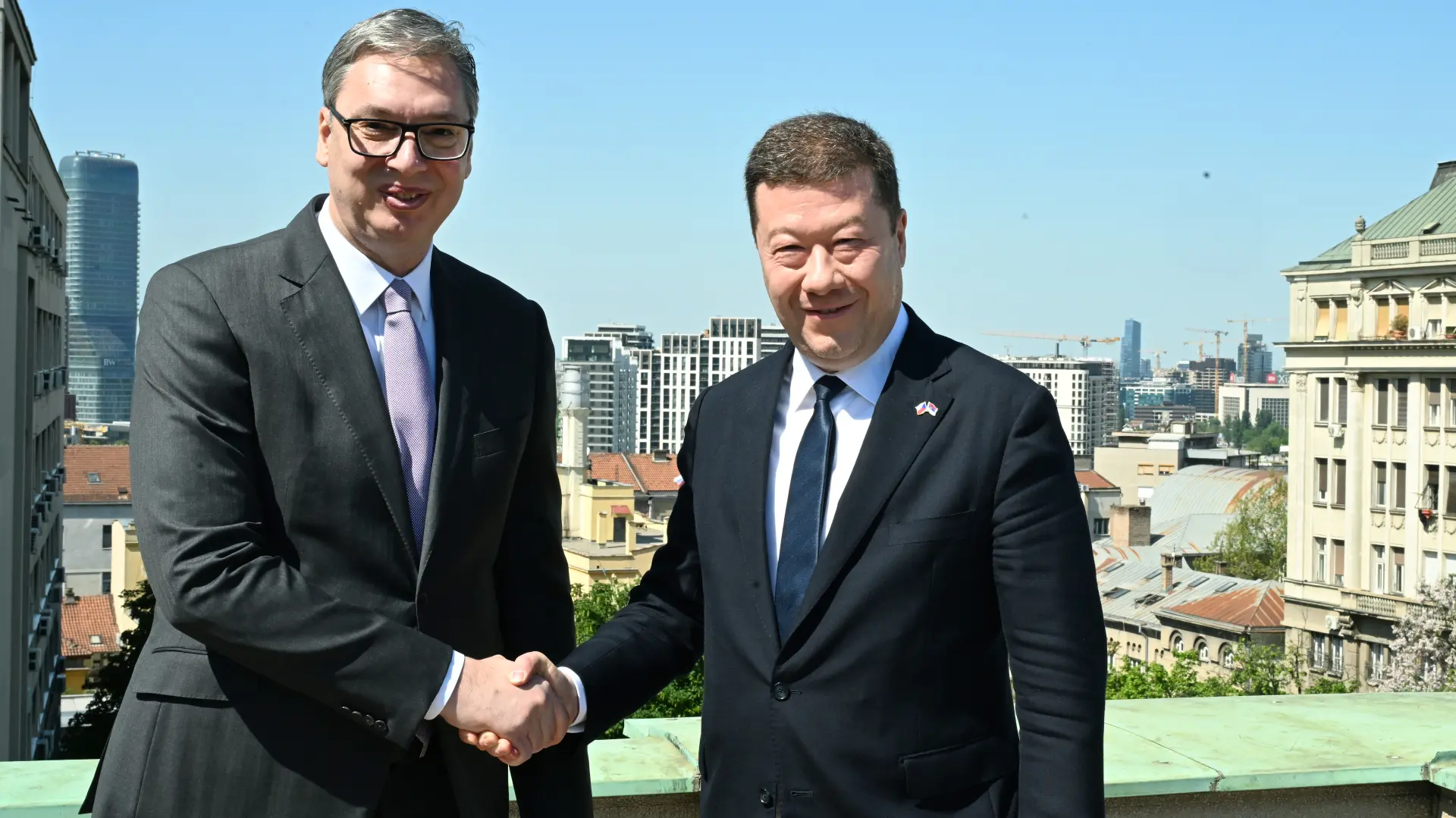 aleksandar vučić i tomio okamura tanjug rade prelić-69f321866482f.webp