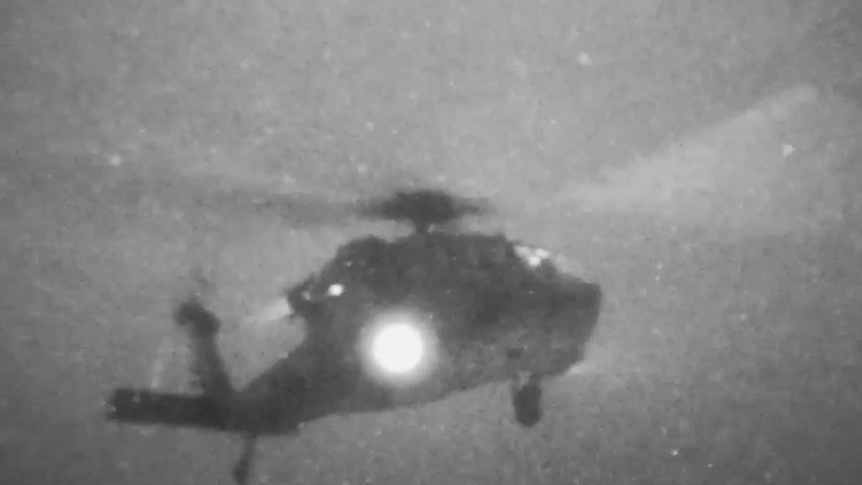 američki helikopter američki vojnici zaplena iranski tanker x @CENTCOM  Printscreen-69e5e64a552ad.webp