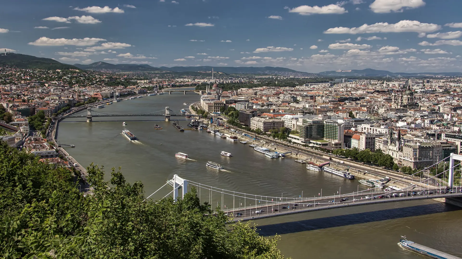 budimpešta pixabay-69d65c97d4359.webp