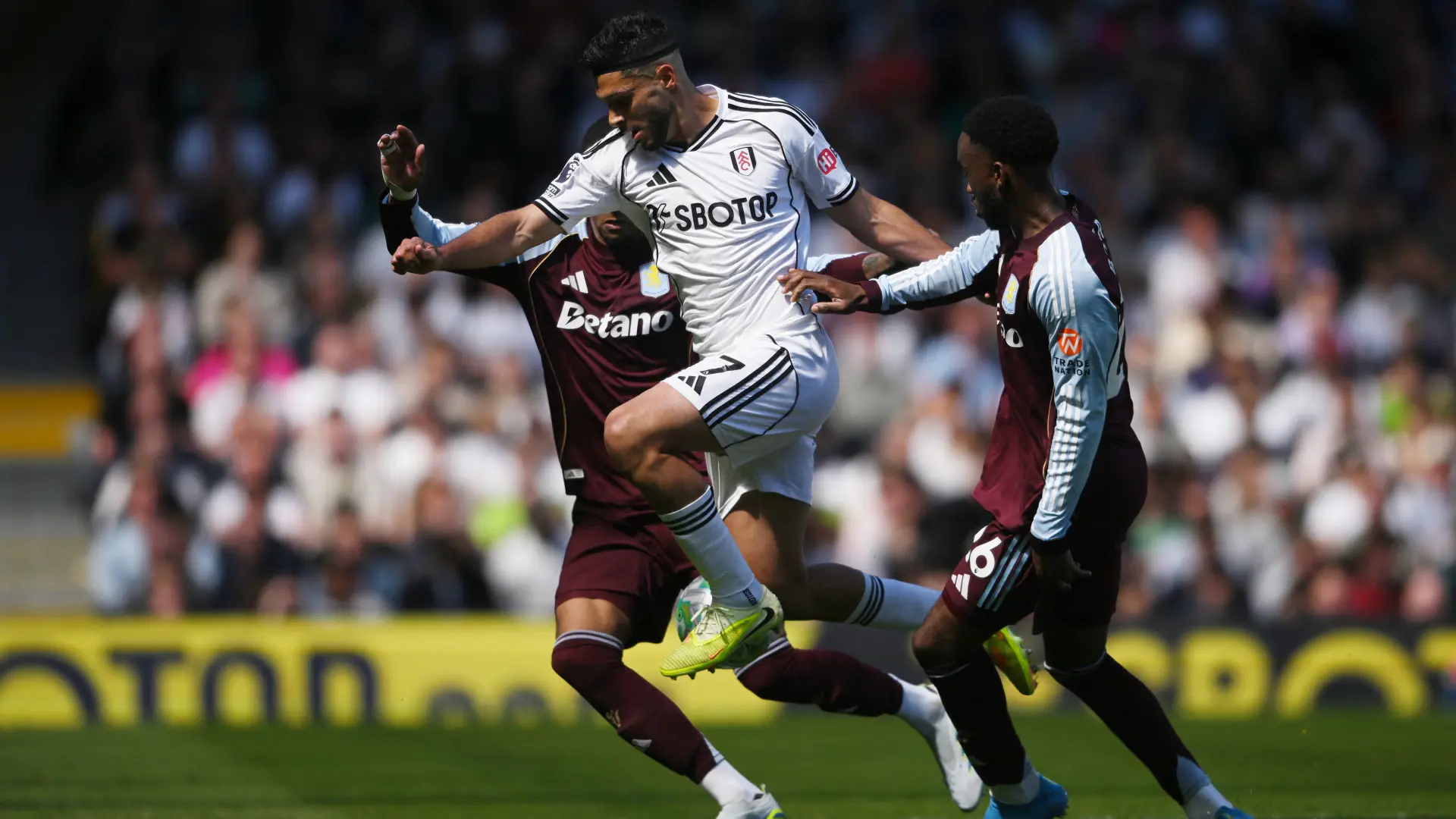 fulam aston vila REUTERSJaimi Joy-69eccdb6b246b.webp