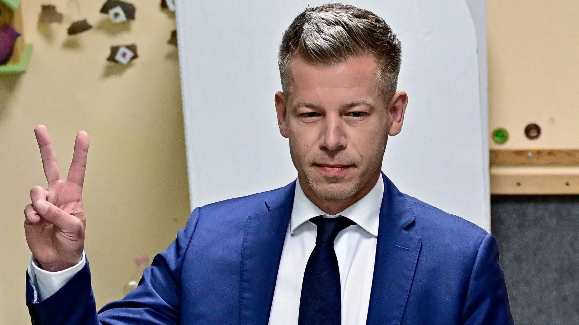 peter mađar REUTERSMarton Monus-69df3e8e2c53c.webp