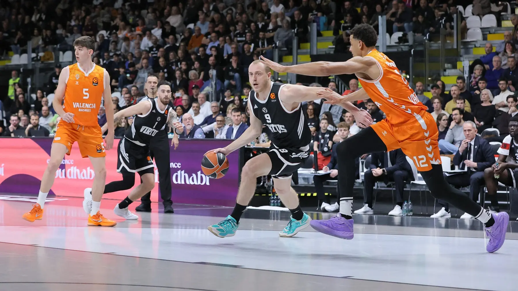 profimedia-1088498090 alen smailagic virtus valensija evroliga-69d0ad9e1498d.webp