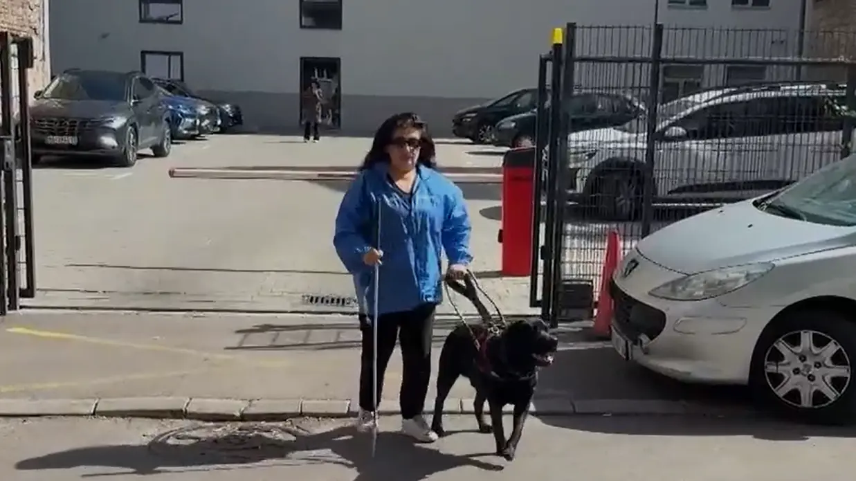 vesna nestorović i pas vodič-69f0e8bd2ba74.webp