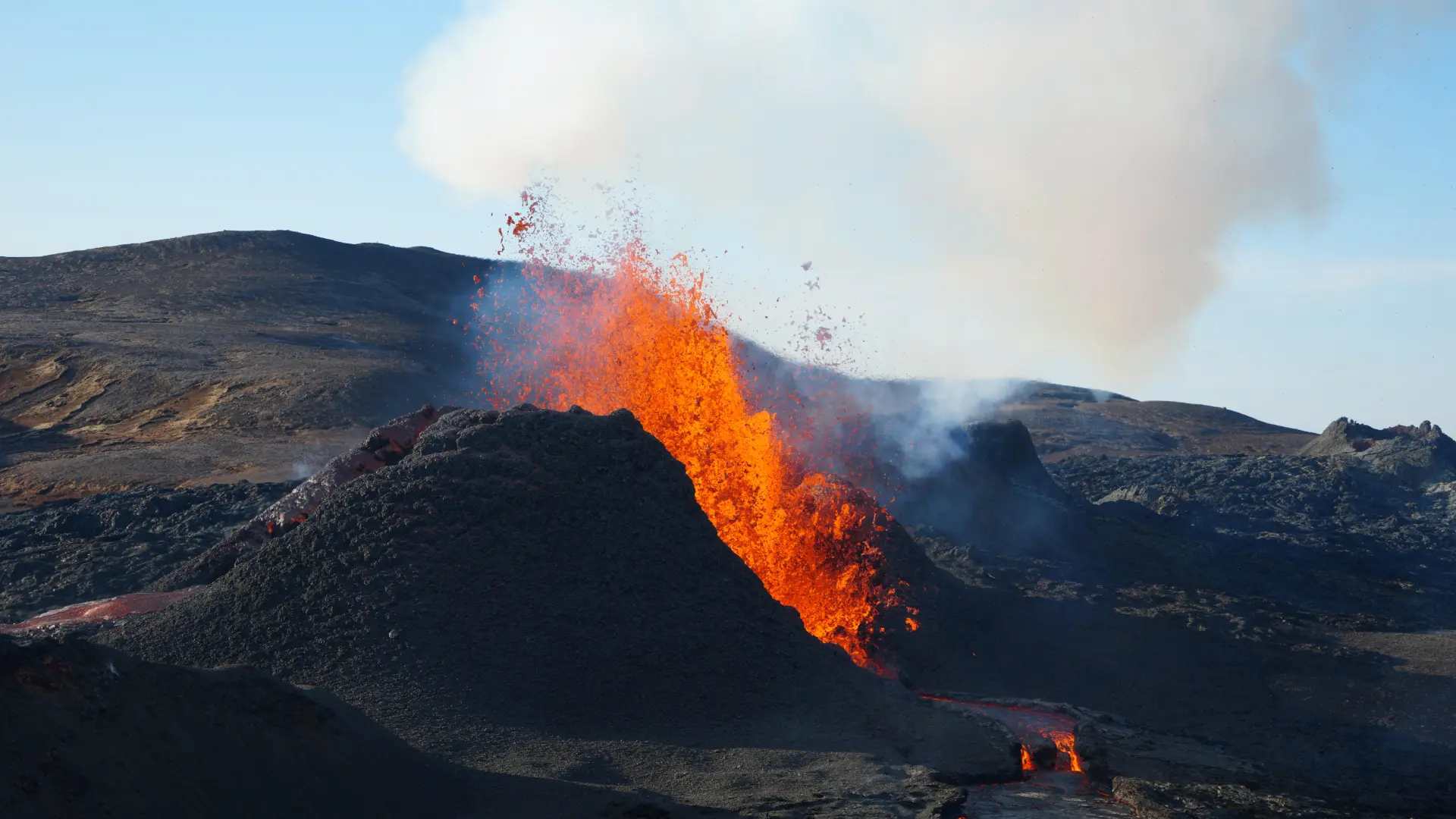 vulkan magma lava Pixabay Ilustracija-69e608b816e96.webp