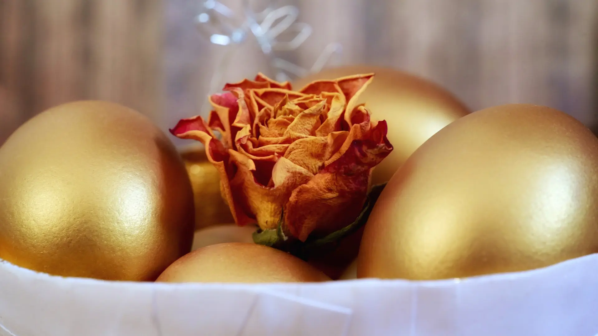 zlatna jaja pixabay-69cf8bad915cc.webp