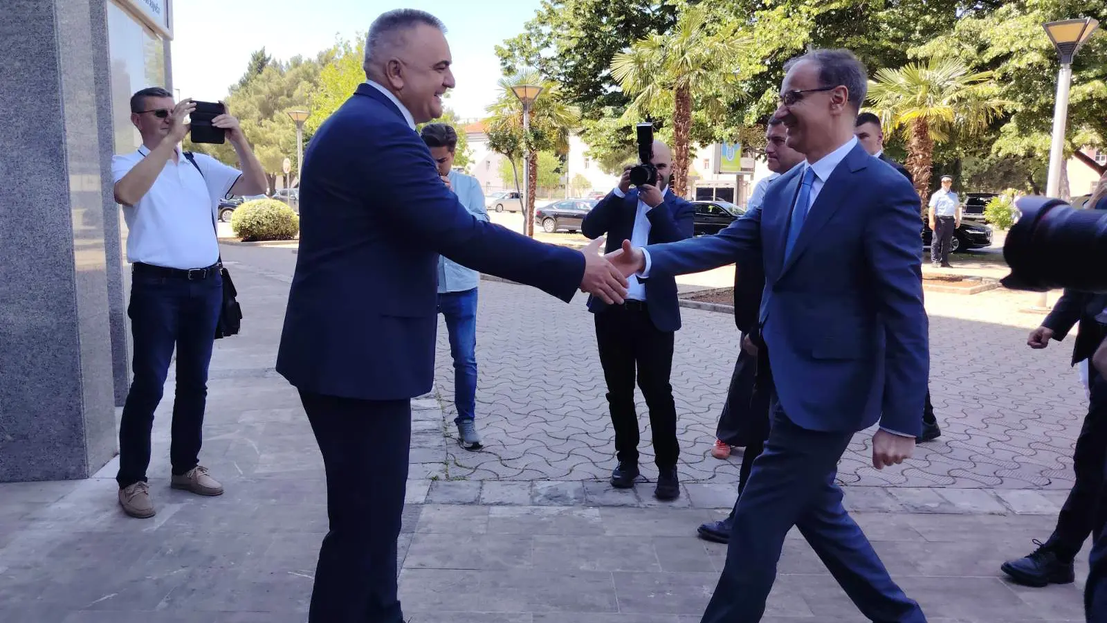 Đuro Macut Savo Minić Republika Srpska Trebinje TANJUG FOTO SRNA NATAŠA ČEREMIDŽIĆ (2)-6a119c208f24a.webp