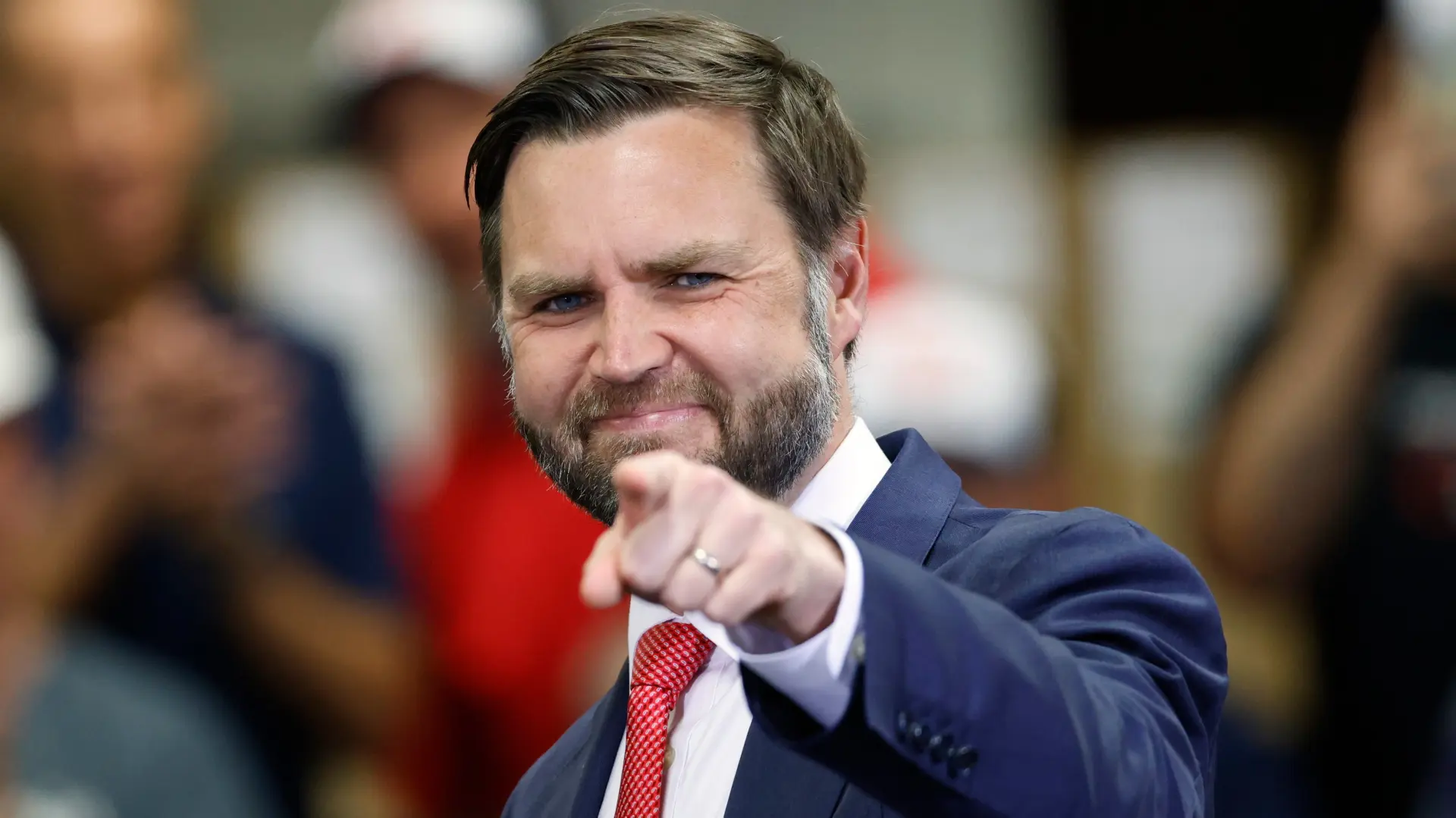 AP, Džej Di Vens (4)-6a0d86f3de760.webp