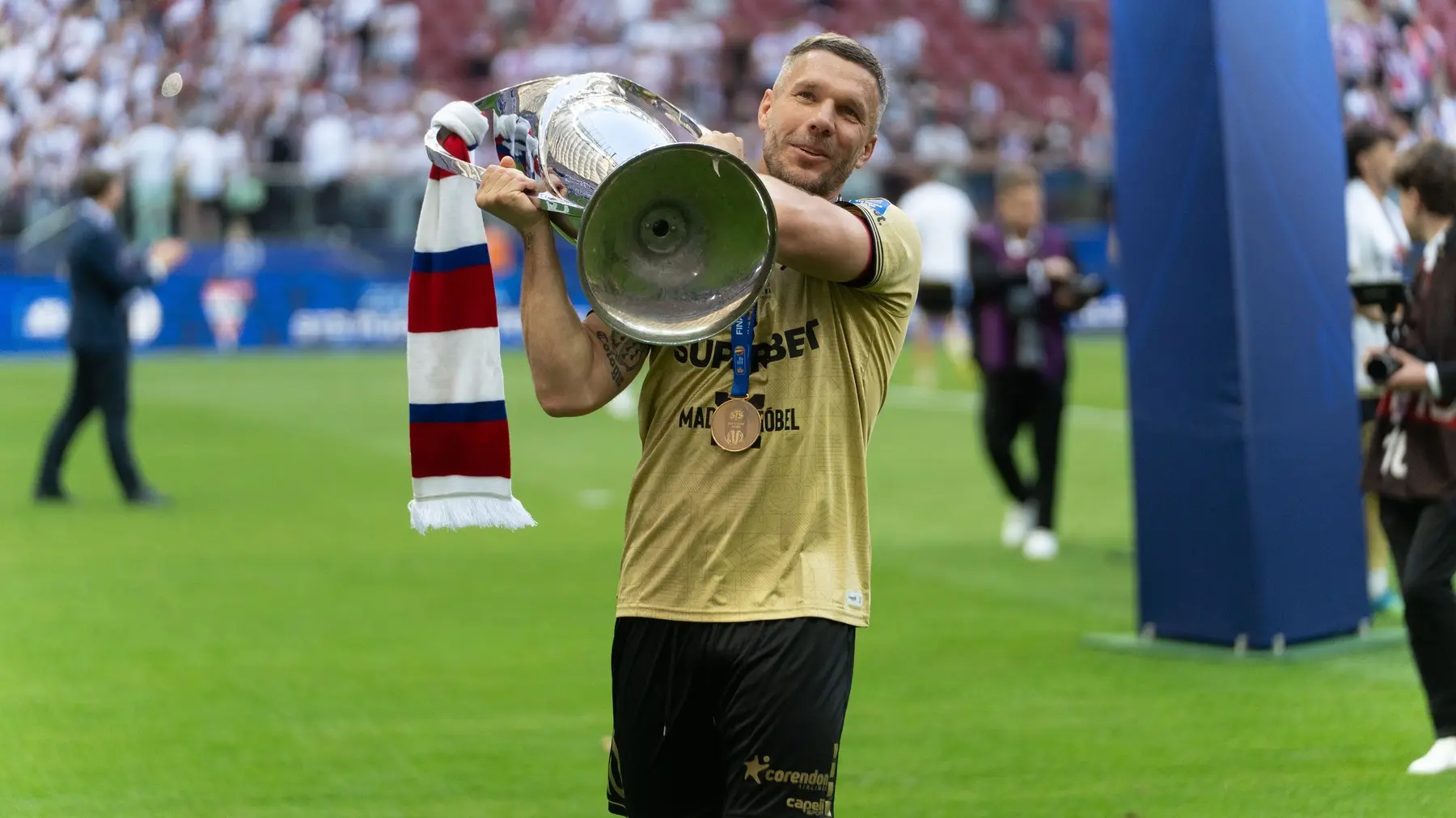 Lukas Podolski profimedia-1096107320-69f7268ba23ed.webp
