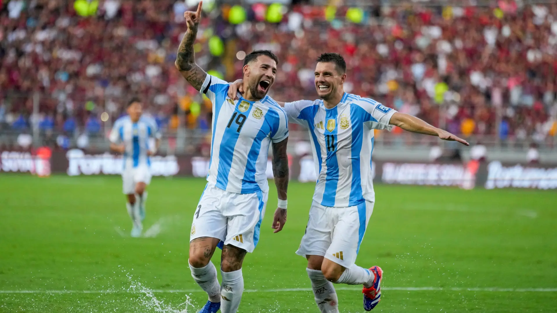 Nikolas Otamendi Tanjug AP Photo Ariana Cubillos-6a1ab7b6e5f95.webp