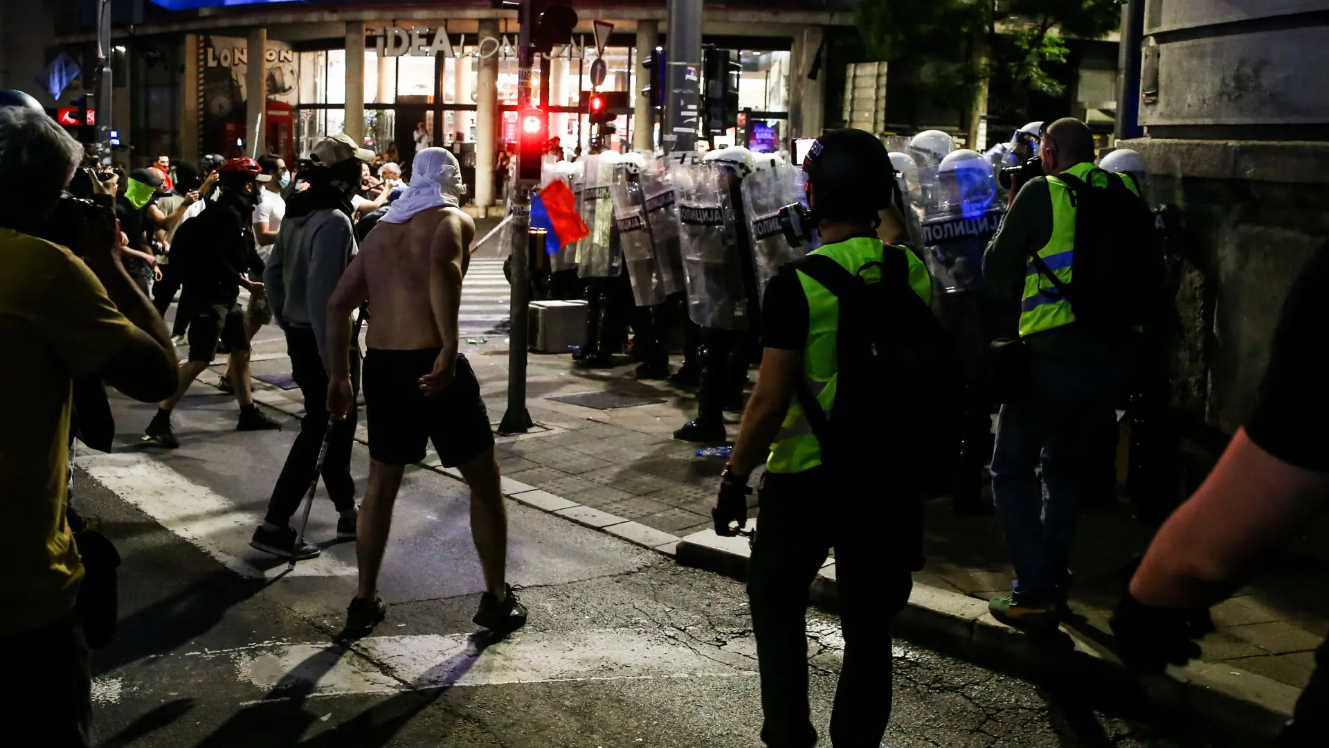 ata images, protest 23. maj, policija-6a16f4cb4a55b.webp