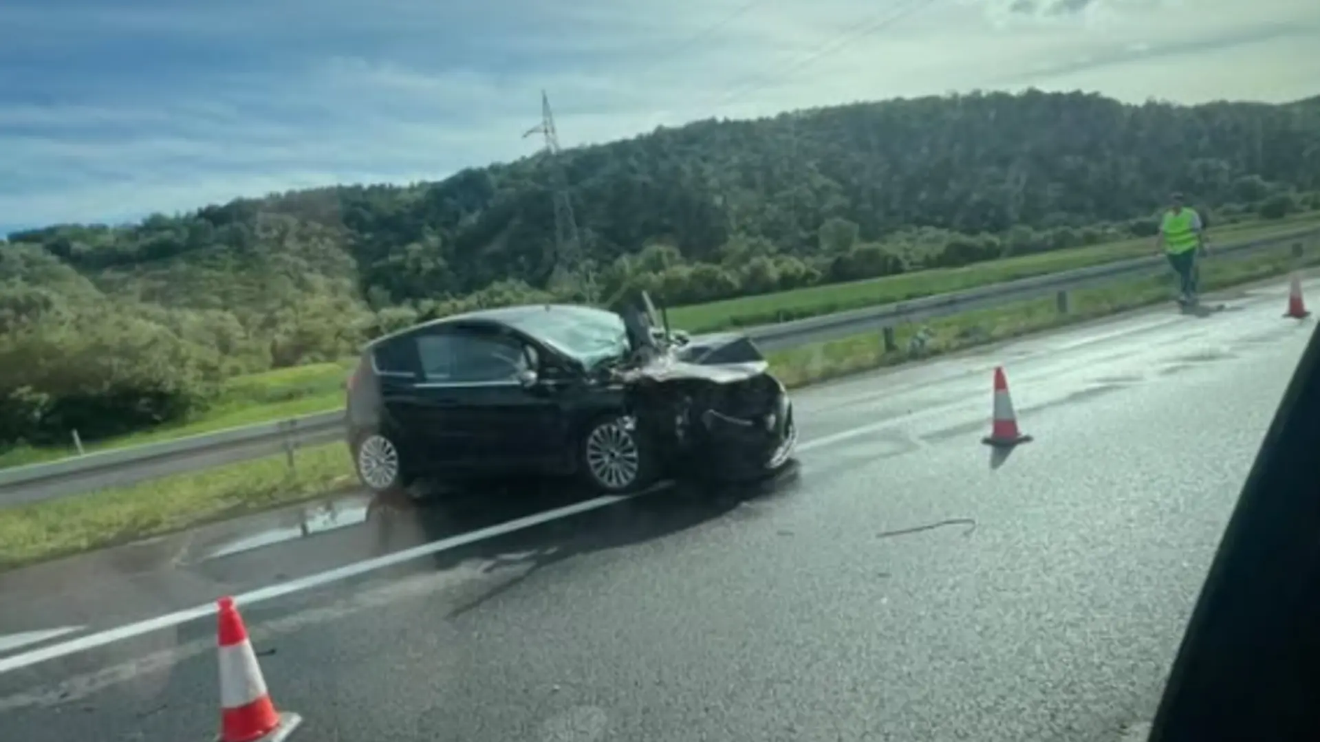 nesreča auto-put niš (1)-6a0740887d76a.webp