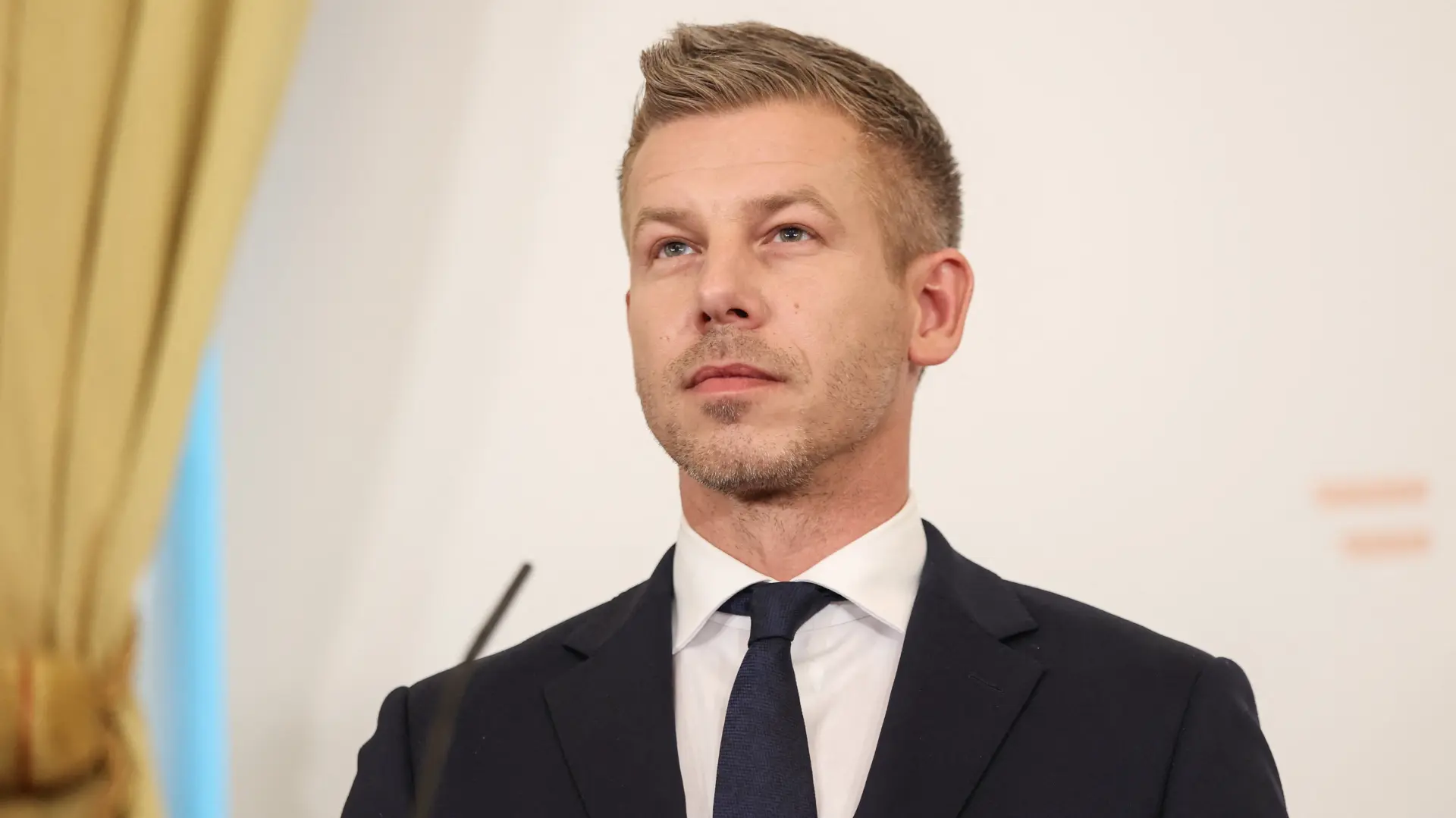 peter mađar REUTERSLeonhard Foeger-6a0f2f74abedc.webp