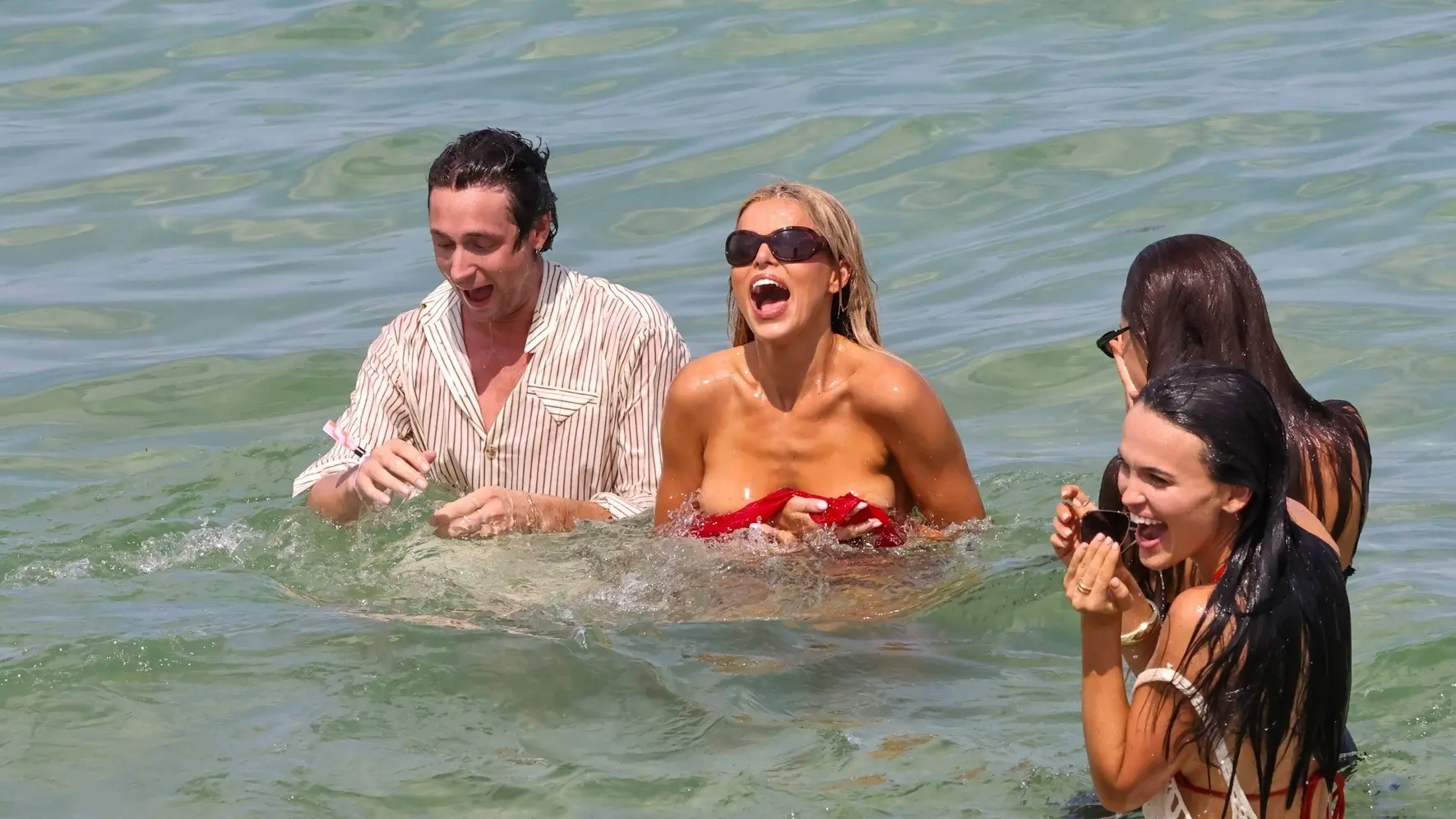 profimedia-1106555868 Bruks Nejder čuvari plaže baywatch-6a1ad685207f1.webp
