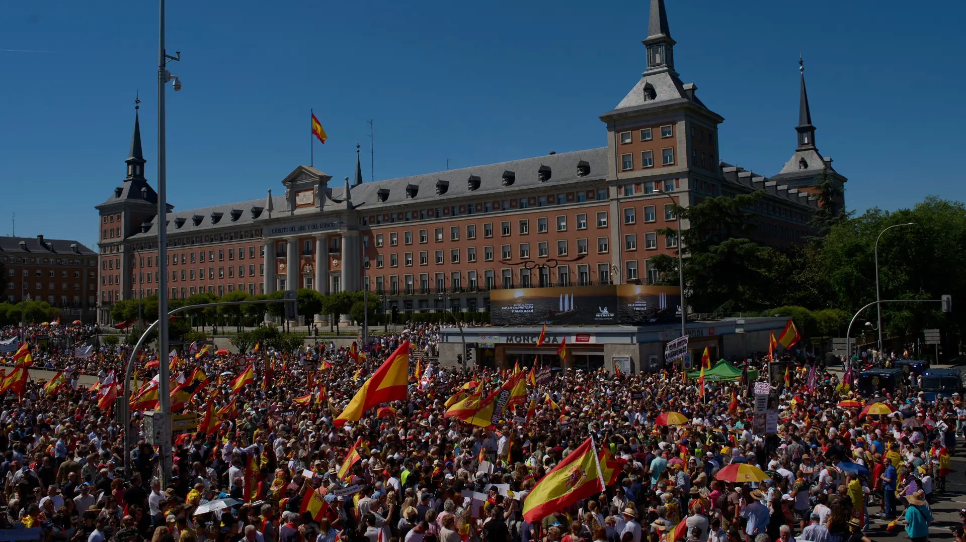 protest protiv vlade Pedra Sančeza Madrid Španija Tanjug AP Photo Manu Fernandez (3)-6a11b19534c77.webp