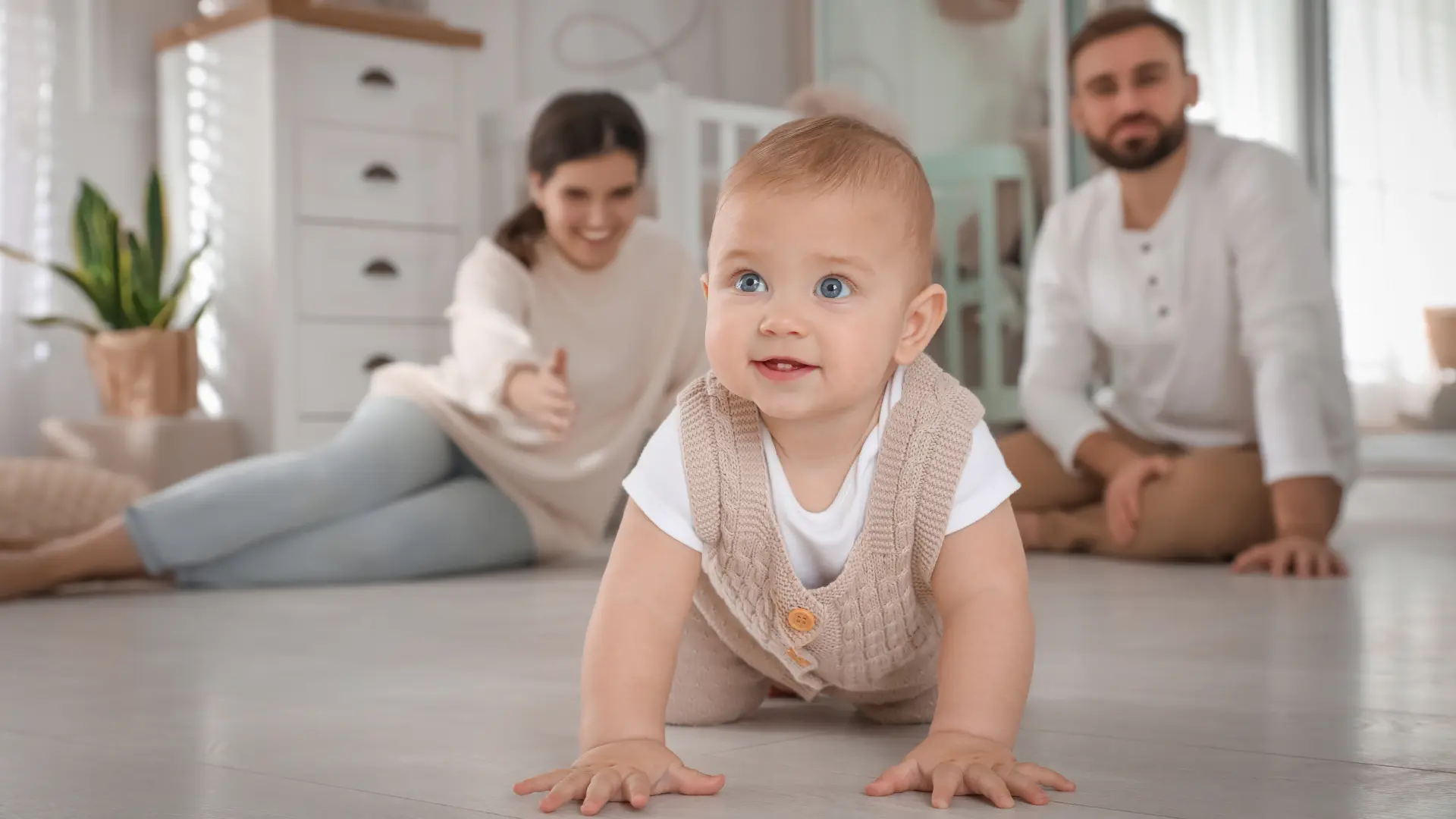 shutterstock_2096070055 beba porodica deca dete sreća život  bebe beba dečak devojčica-69fddd14b2130.webp
