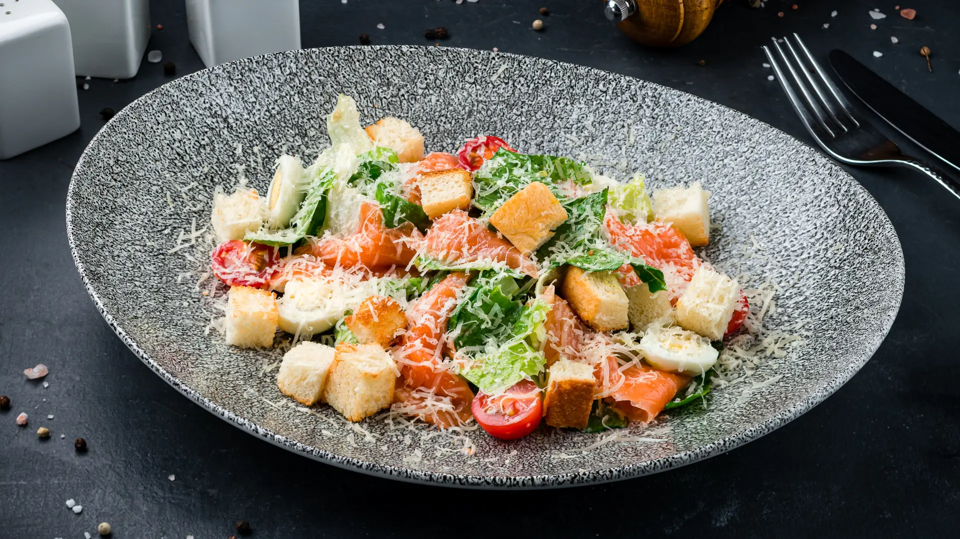 shutterstock_2296521301 cezar salata-69ff3b2aa9d9b.webp