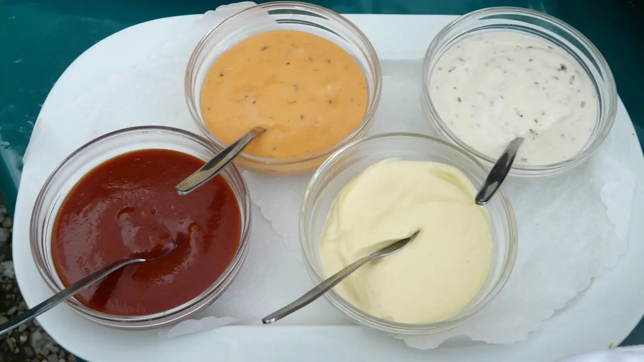 sosevi, burger sos, kečap, tartar sos, pixabay-6a0b1b0c353aa.webp