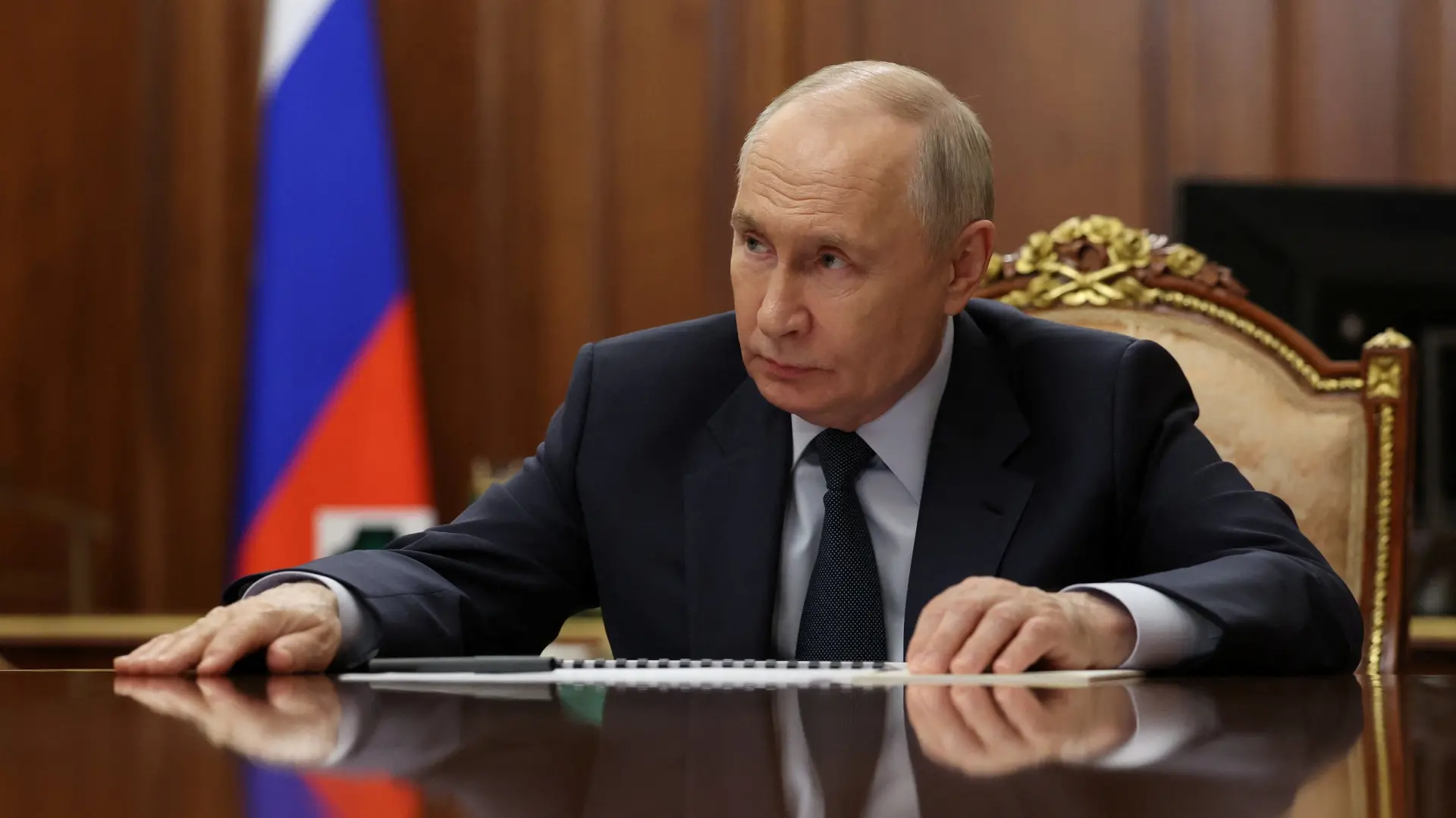 vladimir putin SputnikMikhail MetzelPool via REUTERS-69fd9842c9db7.webp