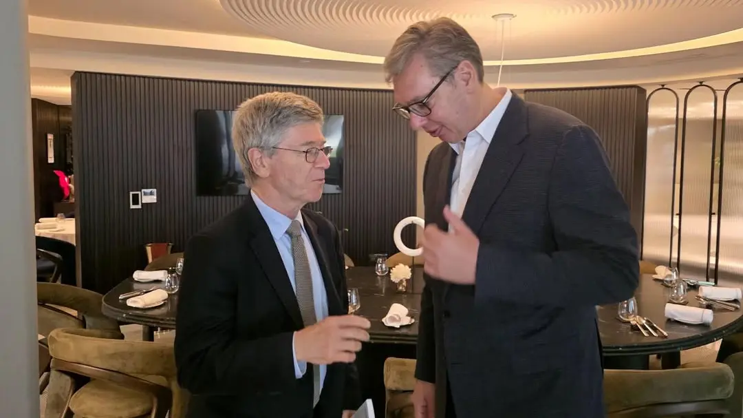 Aleksandar Vučić i Džefri Saks Instagram buducnostsrbijeav-6a350b6971977.webp