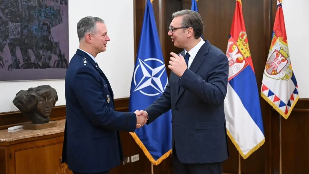Aleksus Grinkevič i aleksandar vučić-6a2931cfa507f.webp