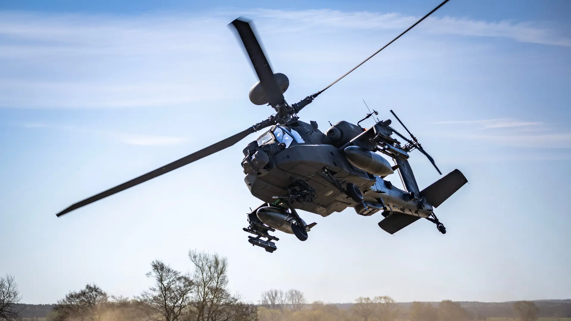 Američki helikopter Apač Švedska vojska Tanjug Johan Nilsson TT News Agency via AP-6a286498793b6.webp