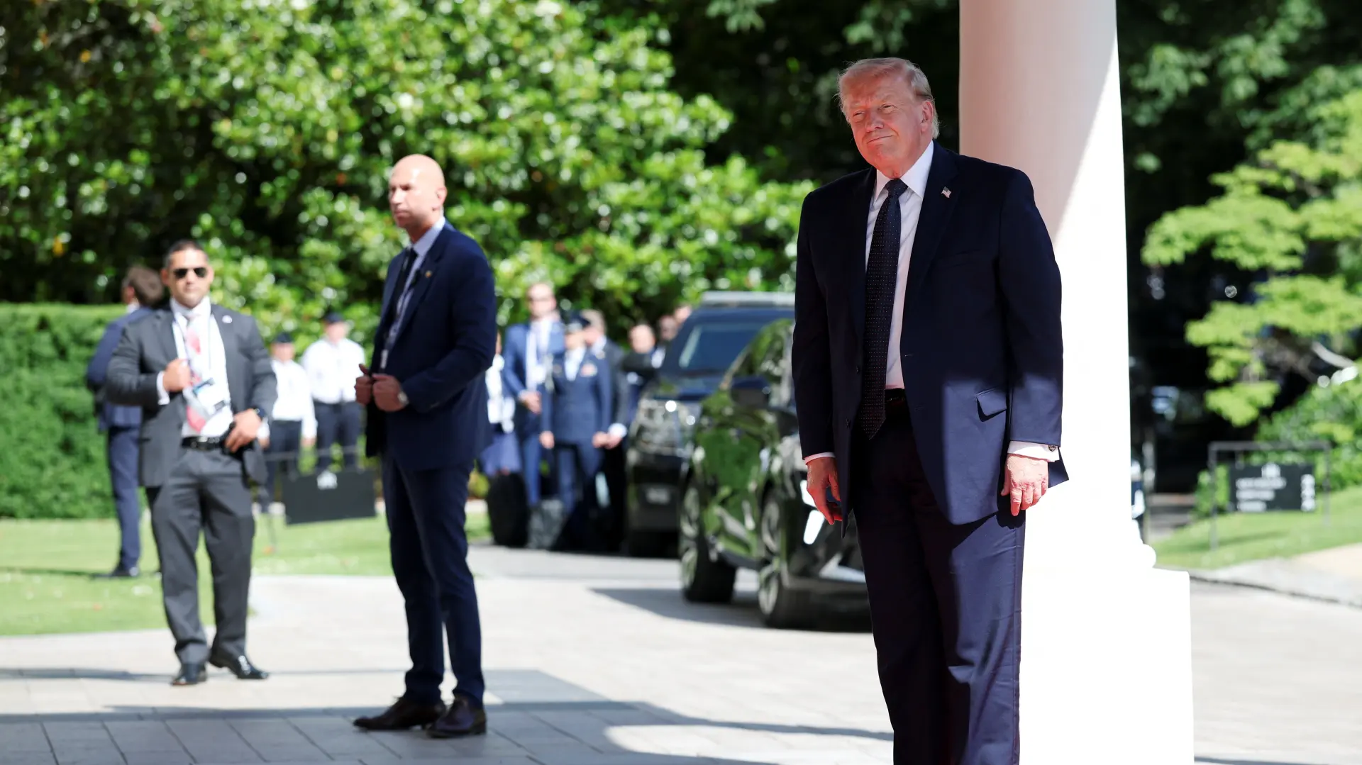 Donald Tramp samit g7 REUTERS Isabel Infantes-6a3023214e999.webp
